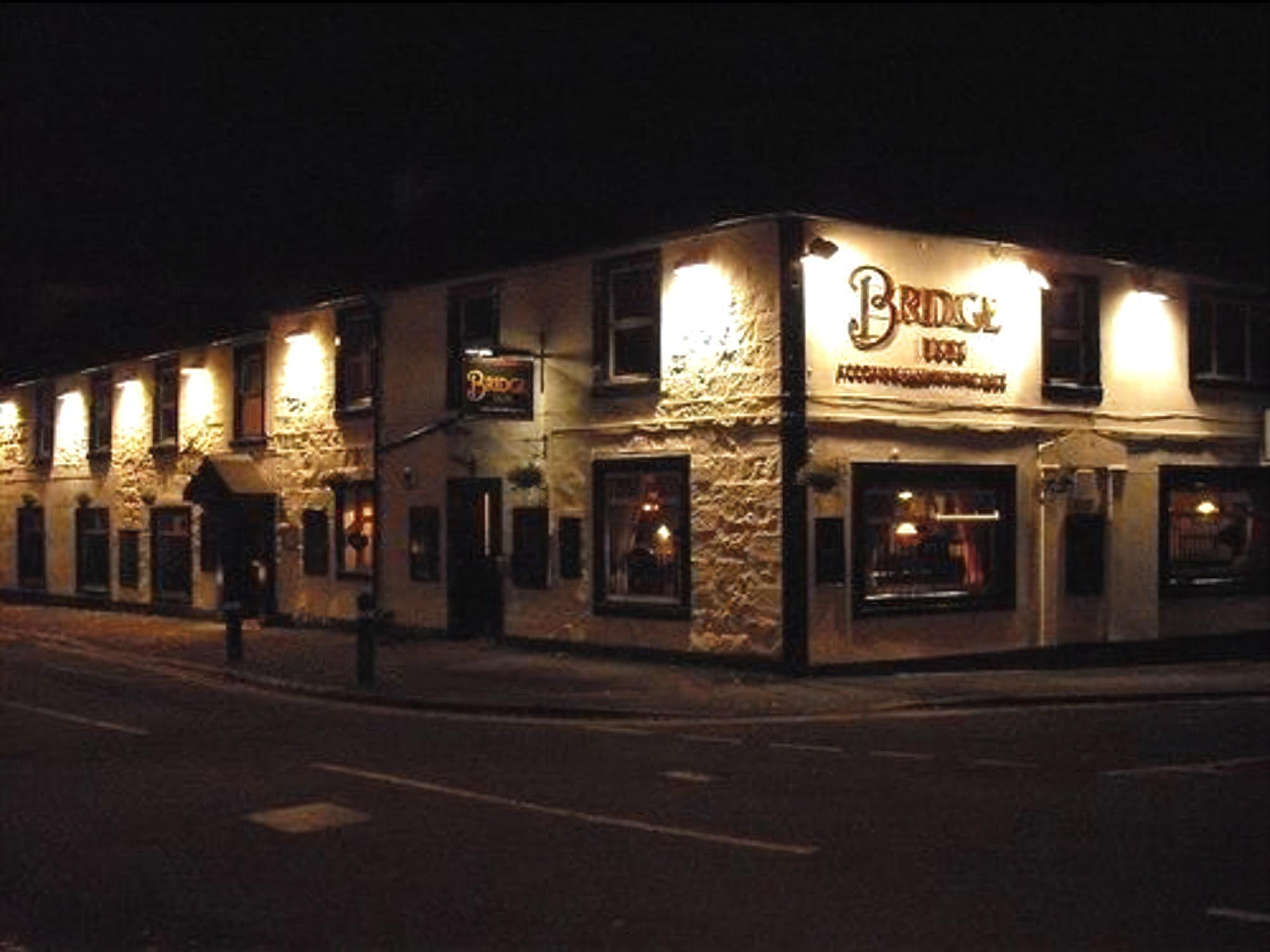 The Bridge Inn Tillicoultry Экстерьер фото