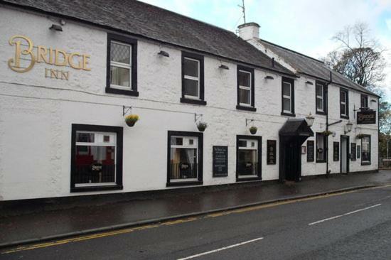 The Bridge Inn Tillicoultry Экстерьер фото